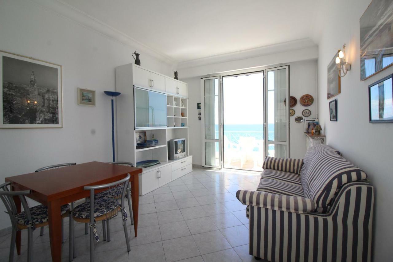 Nice Booking - Electra Vue Mer Balcon Dernier Etage Dış mekan fotoğraf